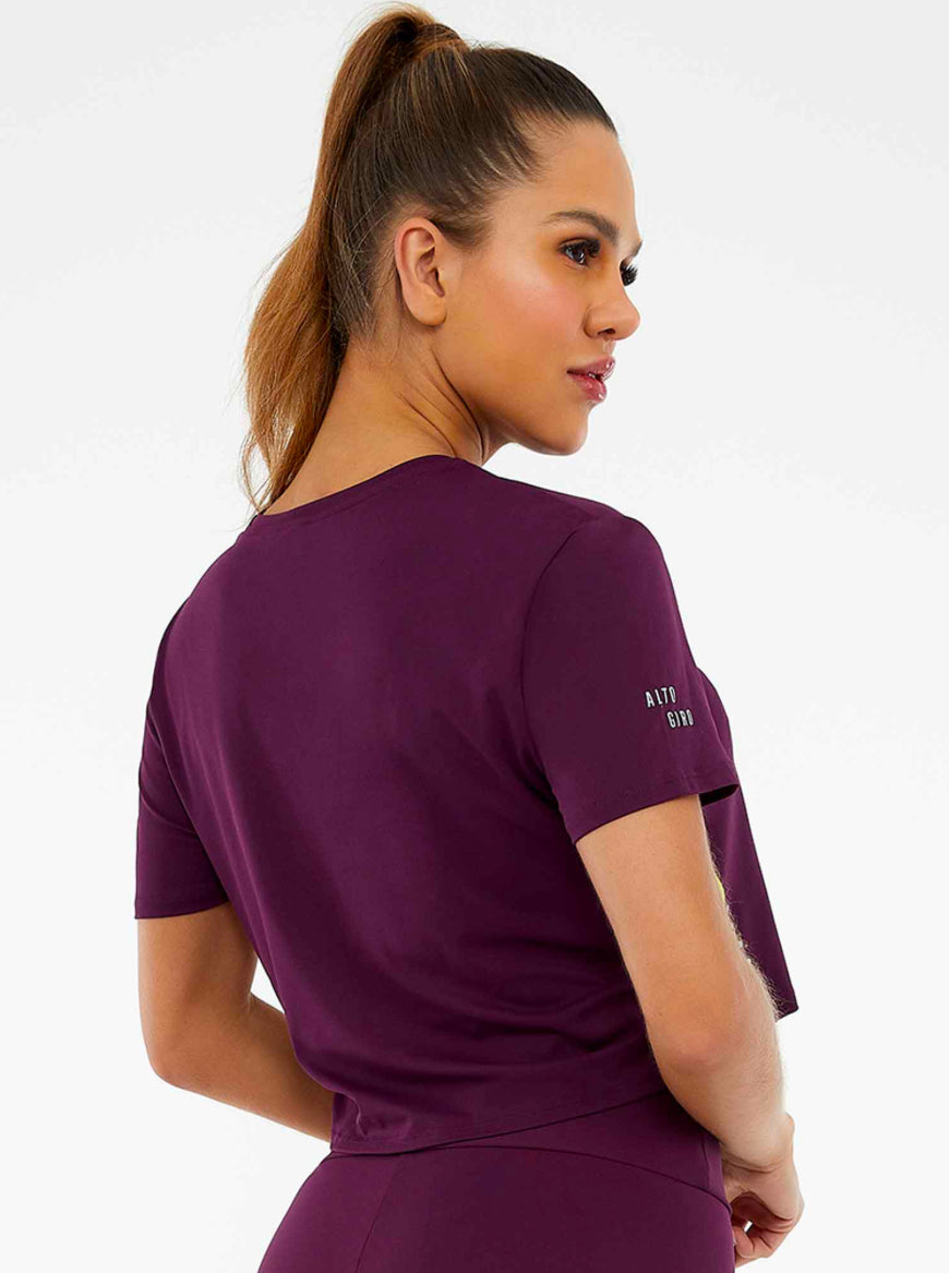 Side opening skin fit t-shirt