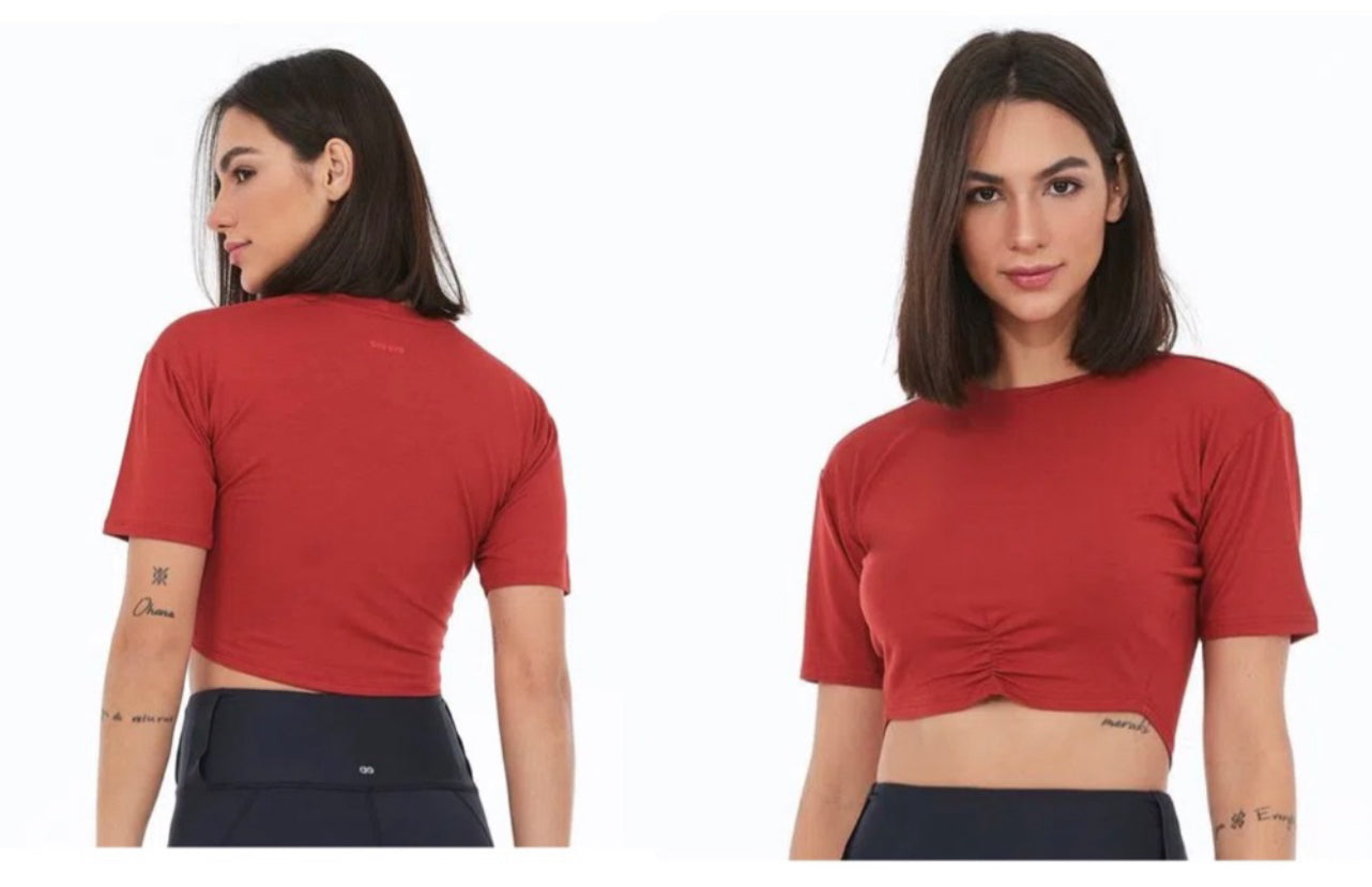 T-shirt radiosa cropped franzido