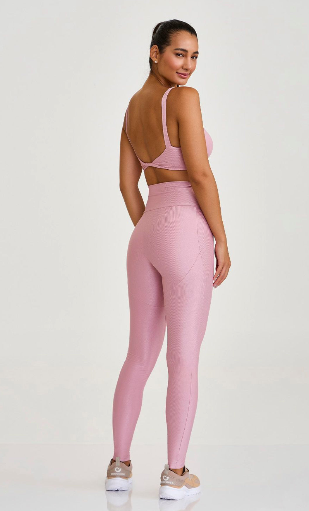 Pro essential top