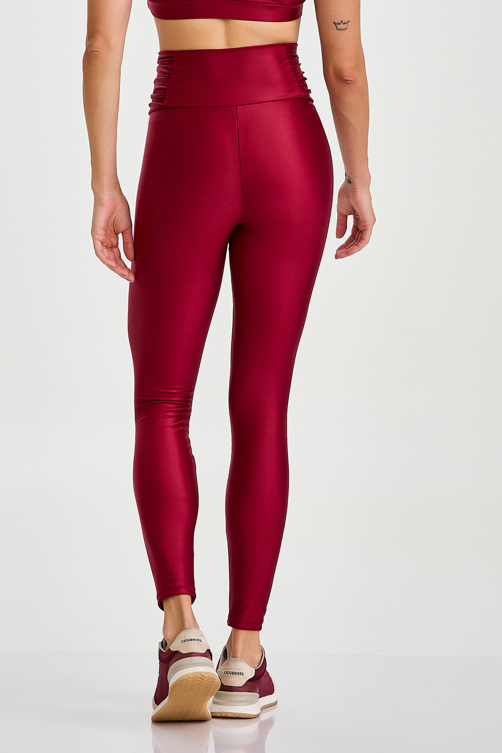 Energy legging gathered