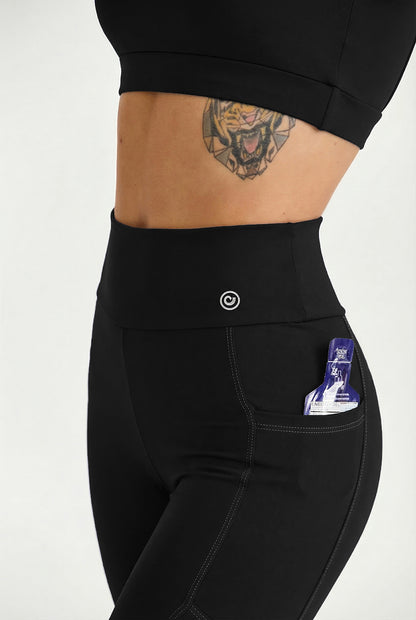 Sports leggings with pocket
