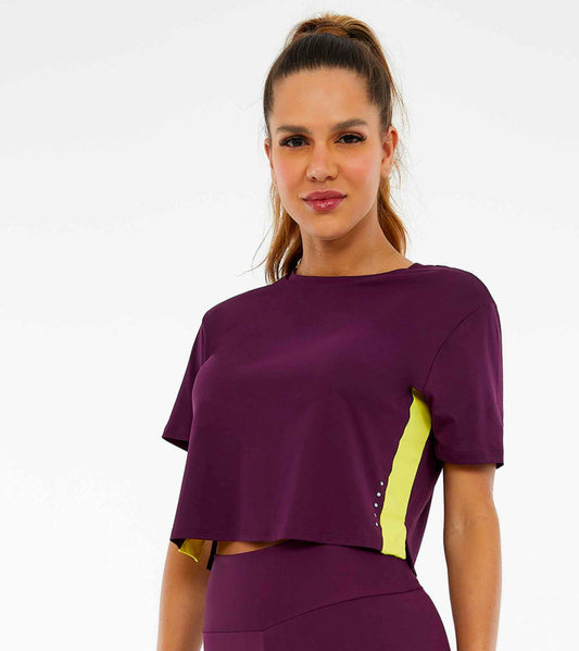 Side opening skin fit t-shirt