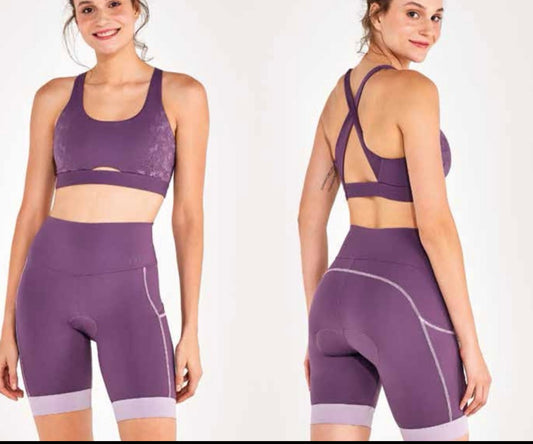 Mid-Thigh Cycling Shorts
