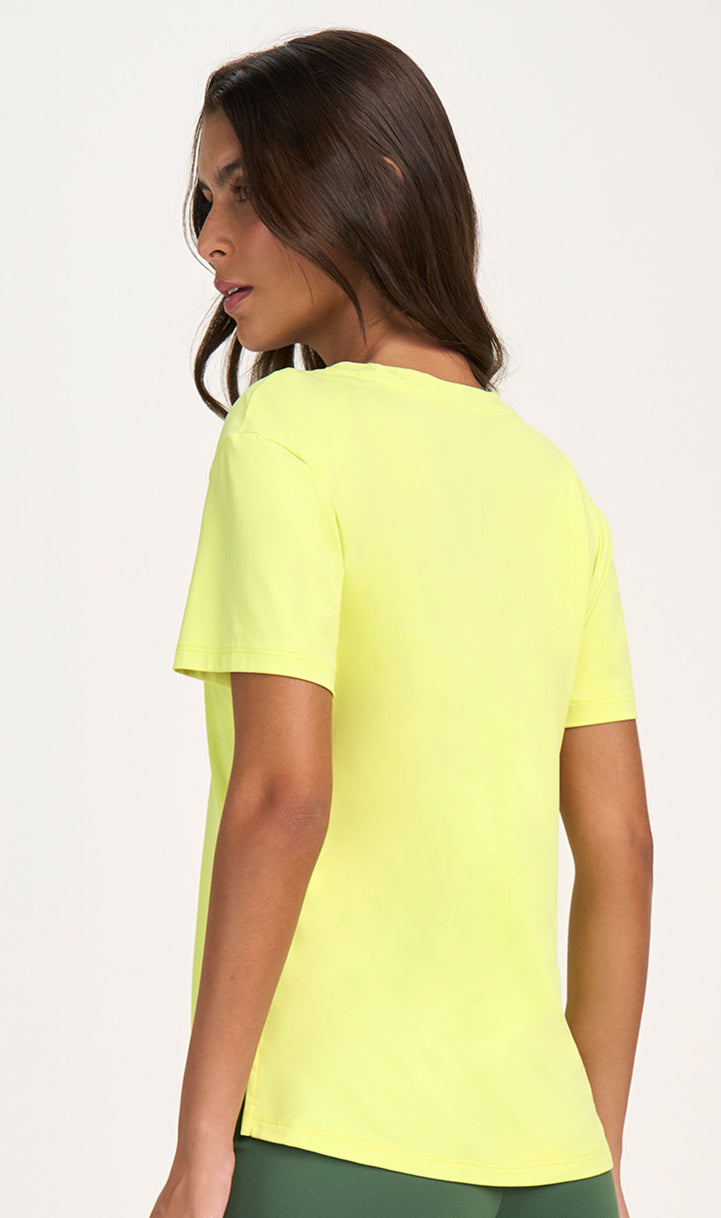 V-neck long t-shirt